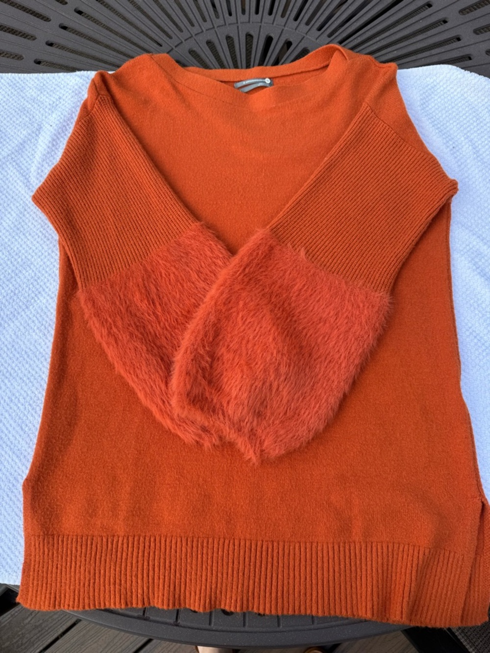 Anthropologie Colma Tunic Sweater Burnt
Orange Eyelash Cuffs Women's Size Medium - Picture 3 of 9